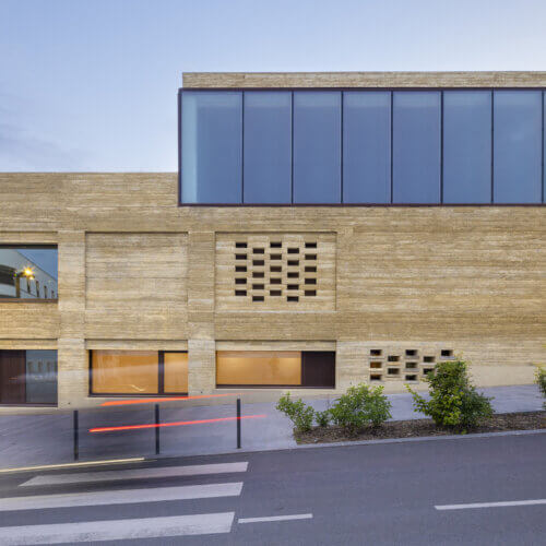 CMA_a+_T.V_02_vue rue_300dpi