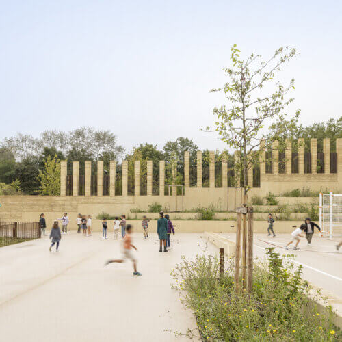 CMA_a+_T.V_04_cour haute_300dpi