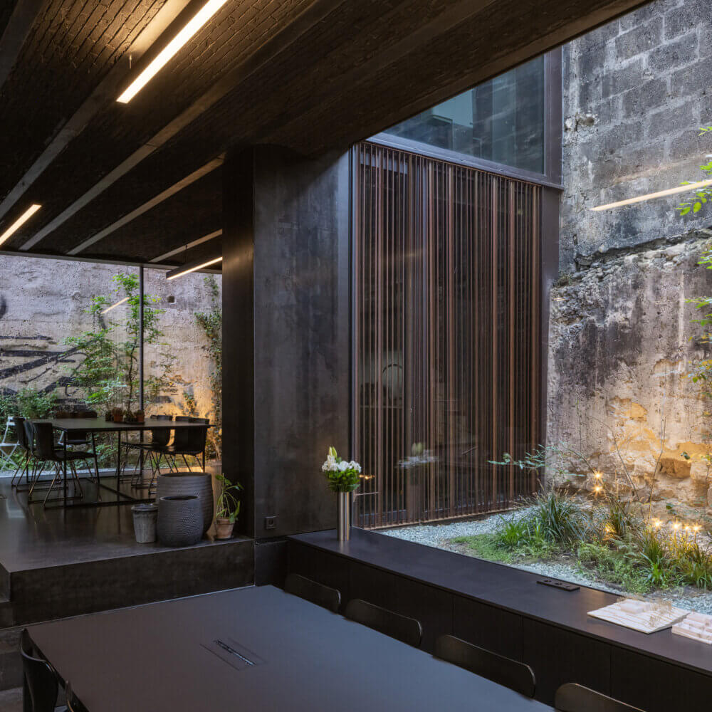 37R agence parisienne de l'agence a+